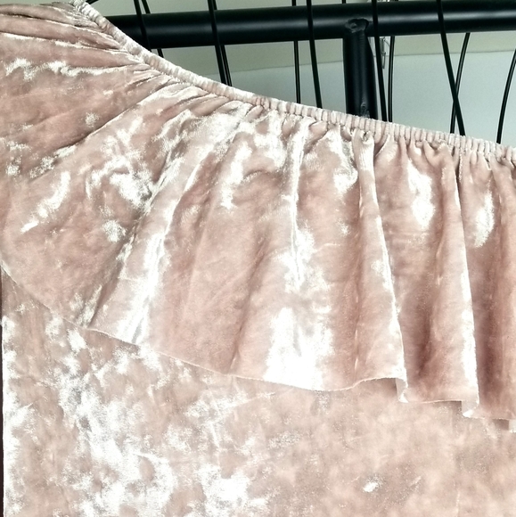 BP One Shoulder Velvet Top - Picture 9 of 9